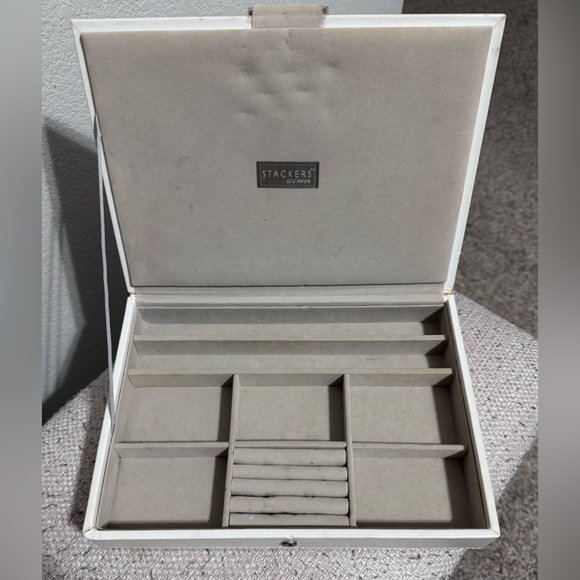 Classic Stacker Lidded Jewelry Box - Picture 5 of 8